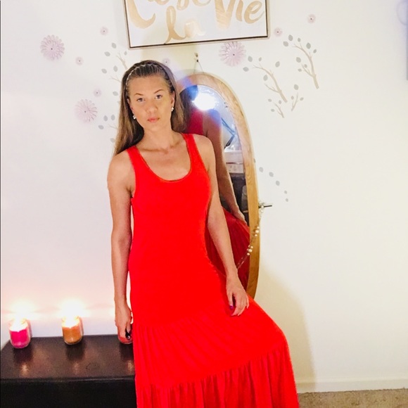 : T-Shirt Comfy/Cute Red Dress - Picture 1 of 5